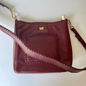 Michael Kors Leather Bag in Oxblood color